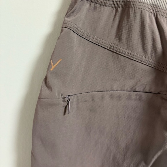 Indyeva Shorts - Picture 5 of 8